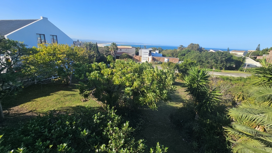 3 Bedroom Property for Sale in Wavecrest Eastern Cape